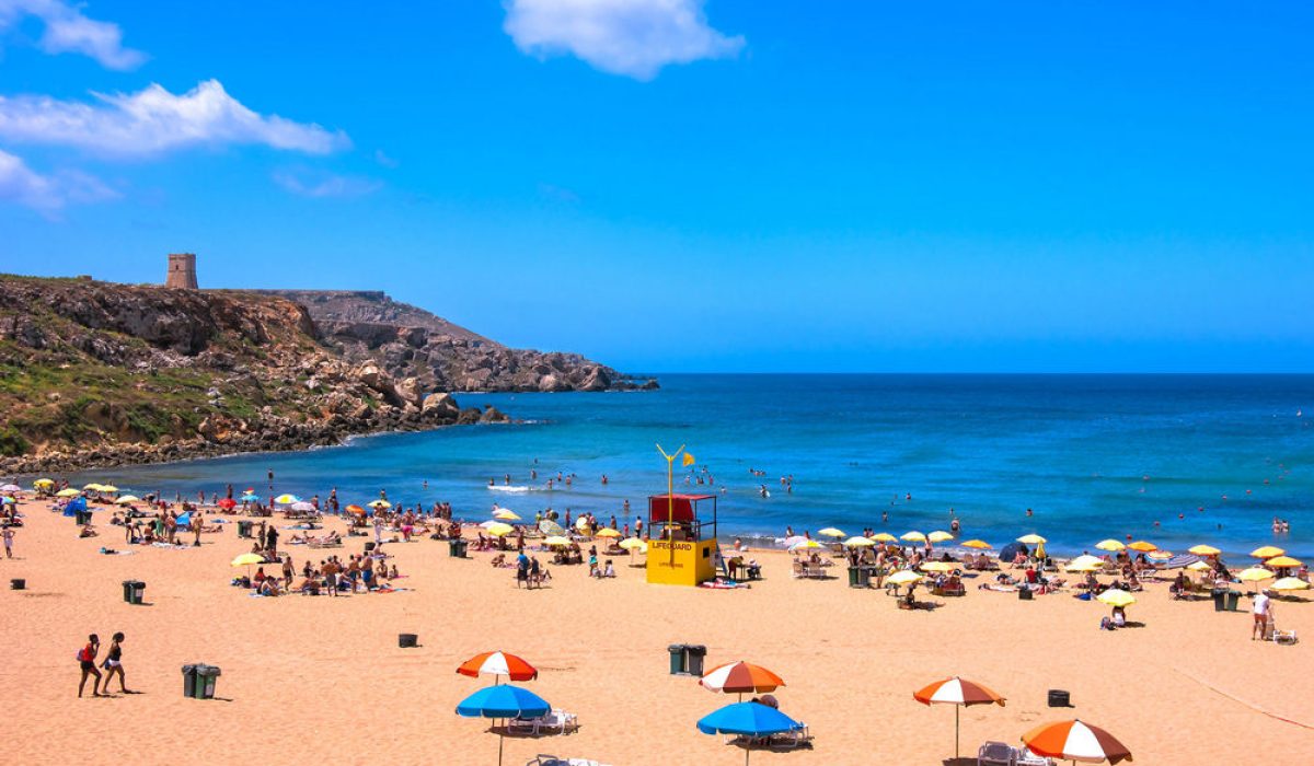 discover malta in june: enjoy warm weather, sunny beaches, and helpful tips for an unforgettable summer vacation.