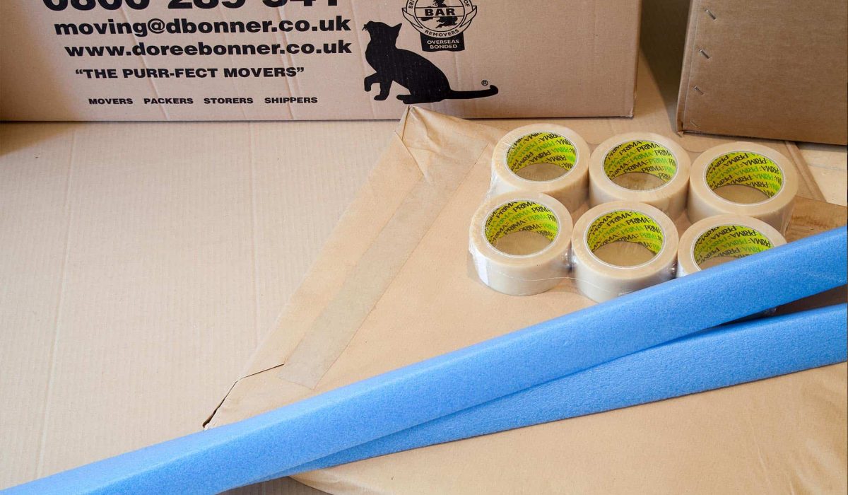 essential tips for a smooth move from the uk to malta, covering everything you need to know about relocation, housing, and settling in.